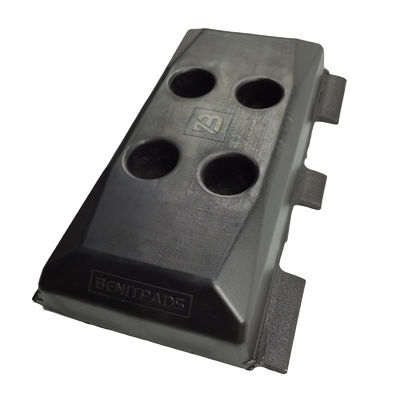 325 / 6820 / 7820 RM14272215 Track Pad 300*170 With Track Links Package For Asphalt Paver