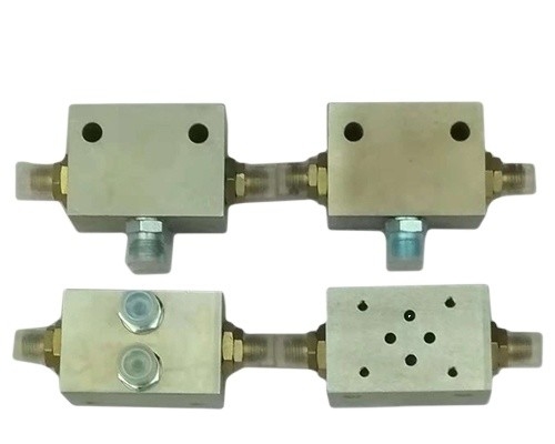 Asphalt paver parts ABG6820 8820 paver leveling cylinder 80704372 solenoid valve